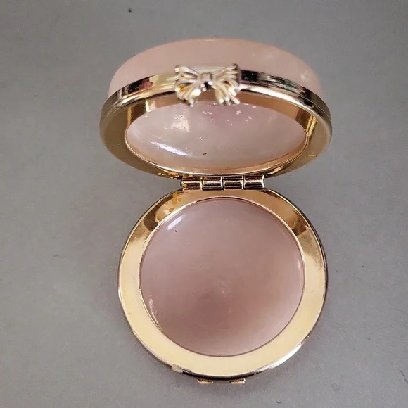 Vintage Pearl-Embellished Hair Clip and Floral Compact - Picture 3 of 7